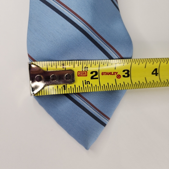 CHRISTIAN DIOR Blue & Red Tie. - Picture 5 of 6